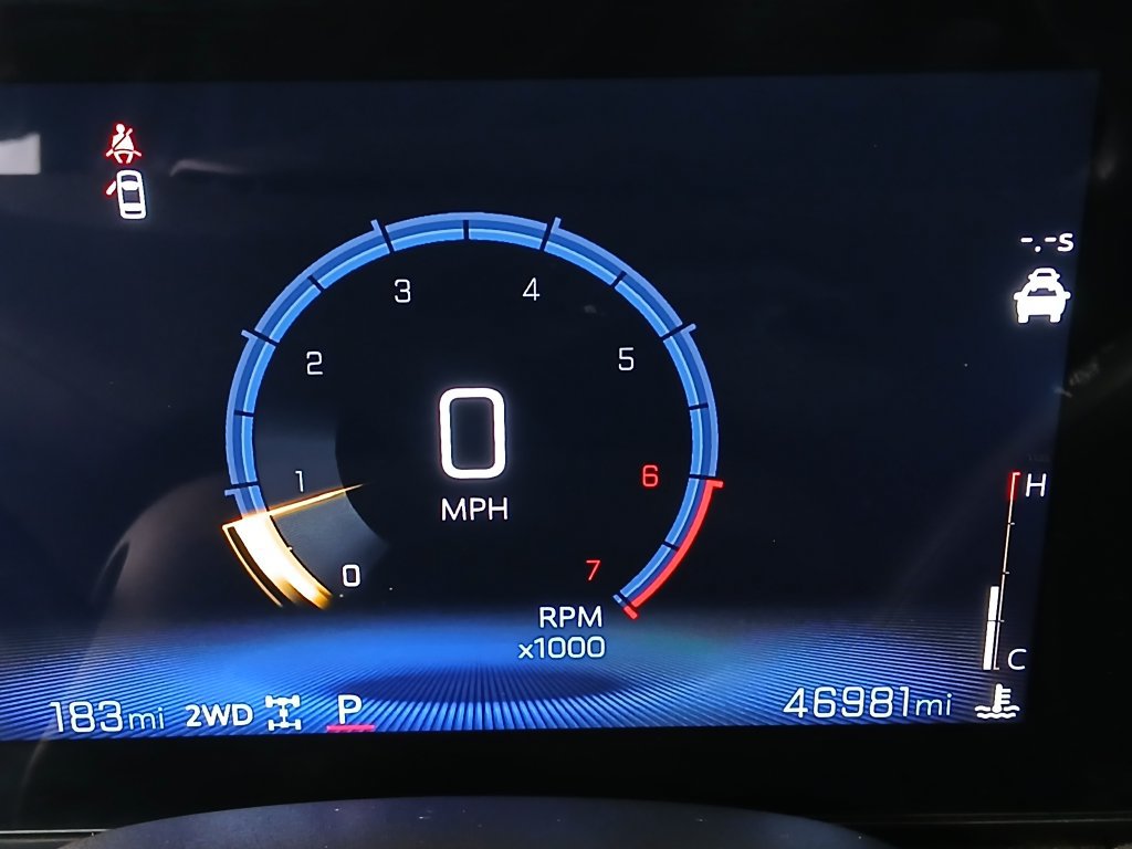 Used 2025 Chevrolet TrailBlazer LT AWD/4WD image 30