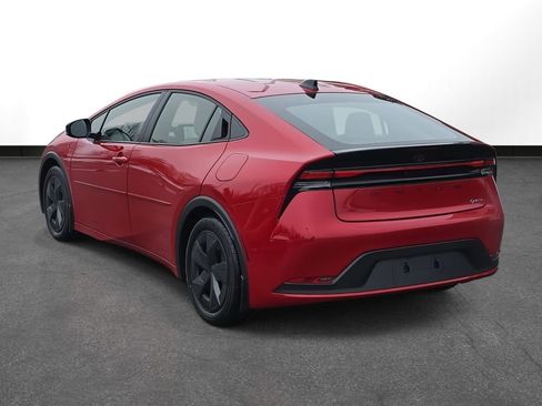 Used 2026 Toyota Prius LE image 8