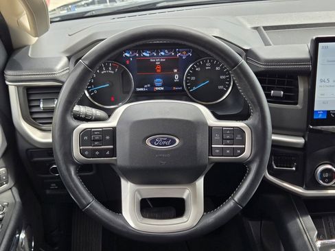 Used 2024 Ford Expedition XLT RWD image 21