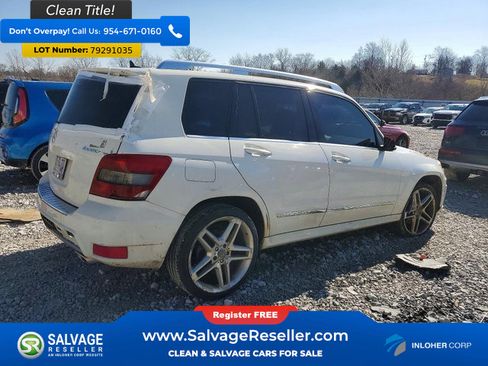 Used 2011 Mercedes-Benz GLK 350 4MATIC image 4