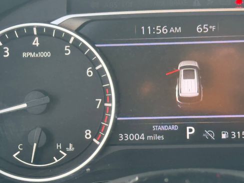 Certified 2022 Nissan Pathfinder SV image 26