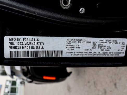 Used 2022 Jeep Grand Wagoneer Series III w/ Rear Seat Video Group 1 image 84