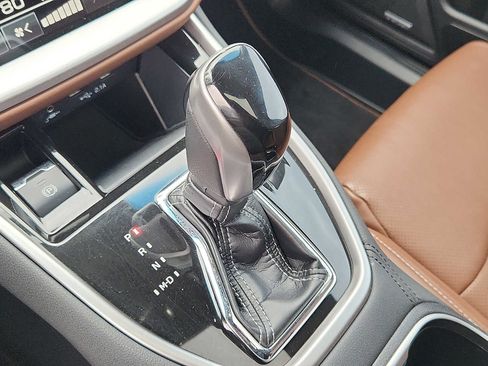 Used 2020 Subaru Outback Touring AWD/4WD image 14