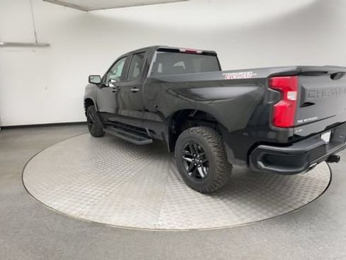 Used 2020 Chevrolet Silverado 1500 Custom Trail Boss w/ Custom Convenience Package AWD/4WD image 4