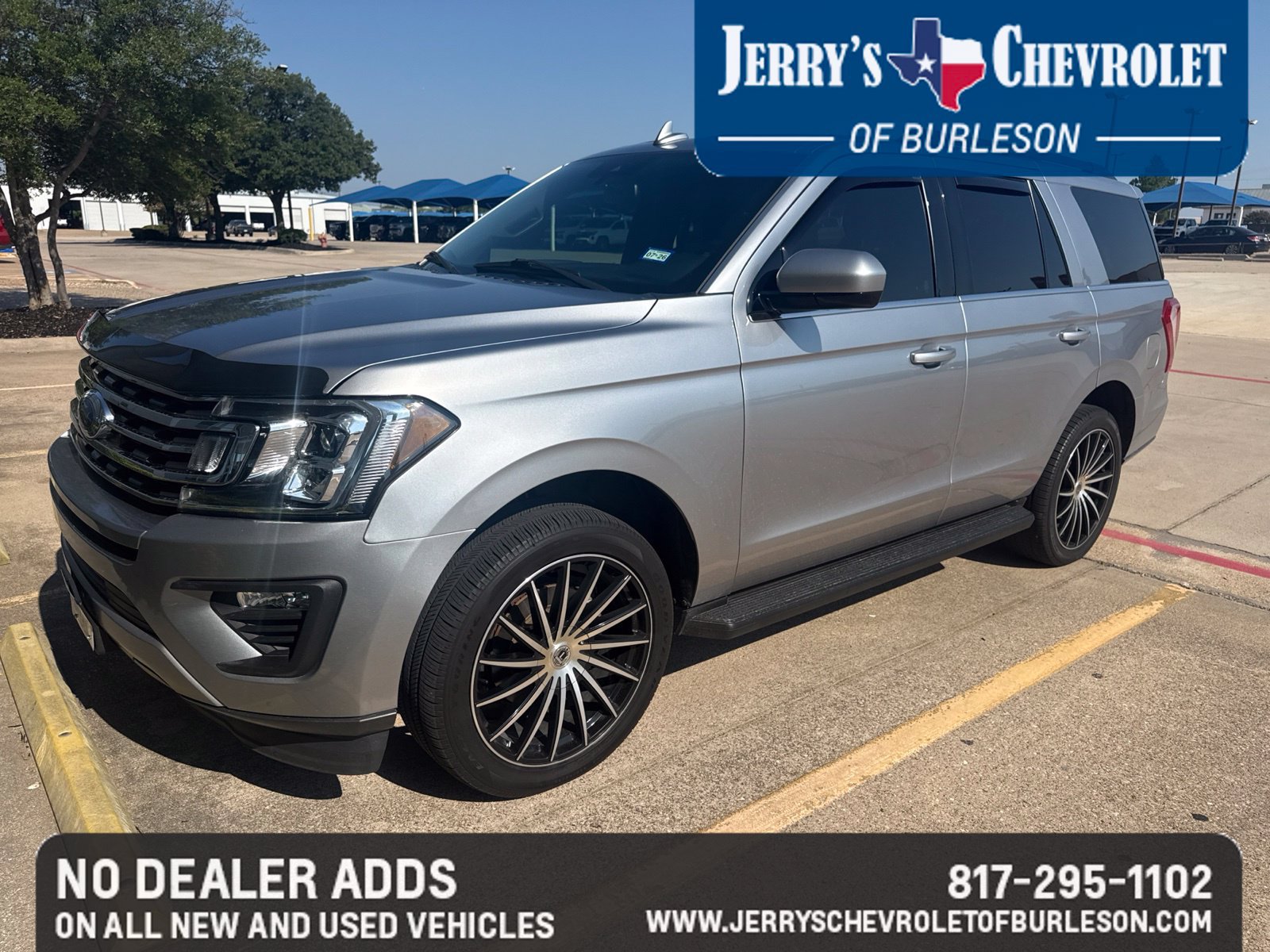 Used 2021 Ford Expedition XLT RWD image 1