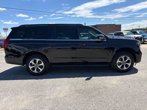New 2027 Ford Expedition Max Active RWD image 4