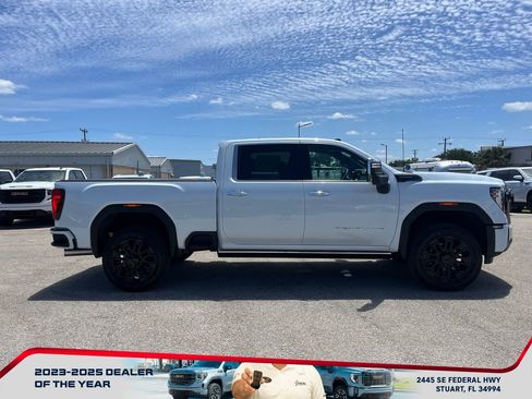 New 2026 GMC Sierra 2500 Denali Ultimate AWD/4WD image 8