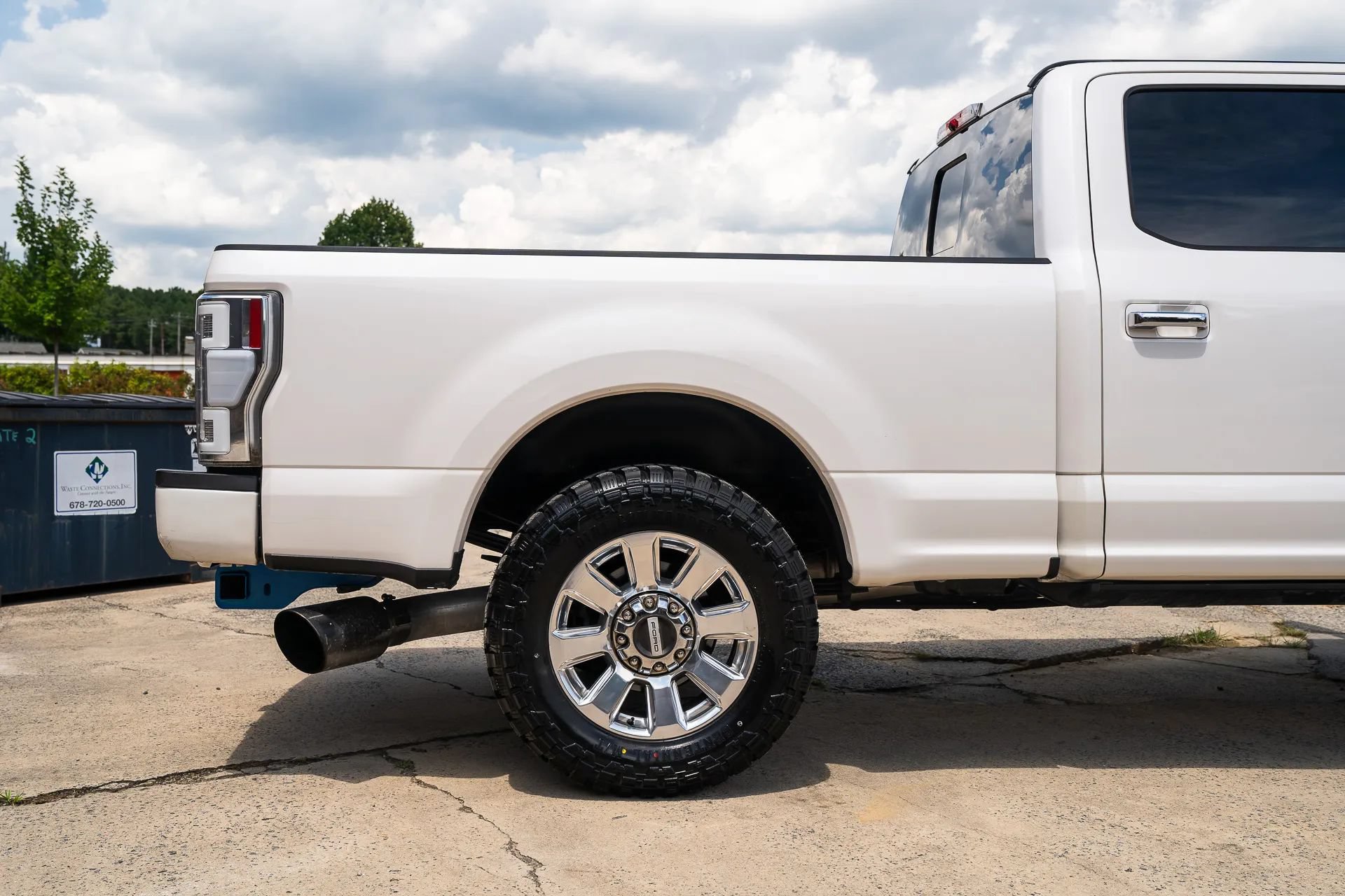 Used 2019 Ford F350 Lariat w/ Lariat Value Package AWD/4WD image 10