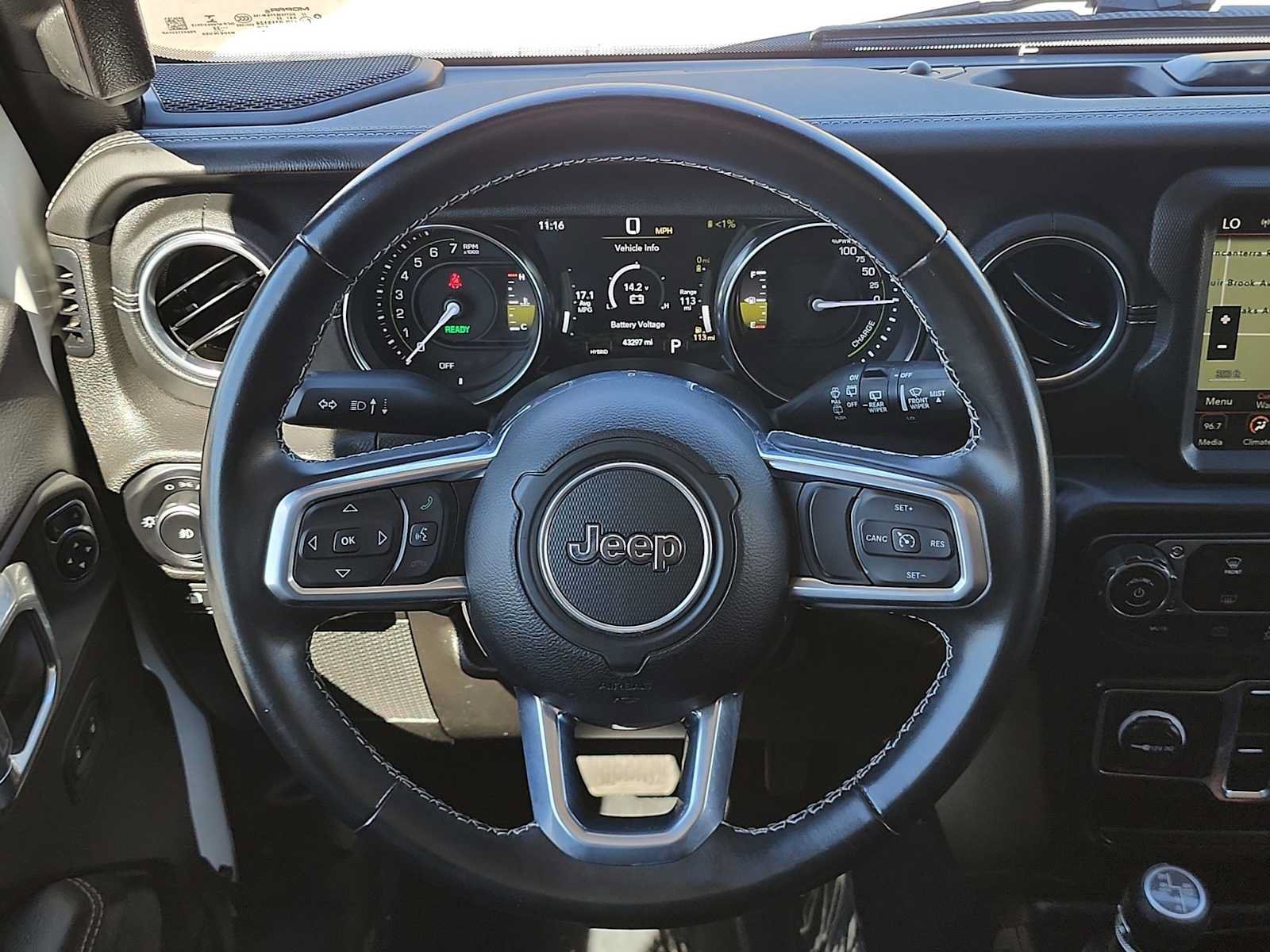 Used 2022 Jeep Wrangler Unlimited Sahara AWD/4WD image 28