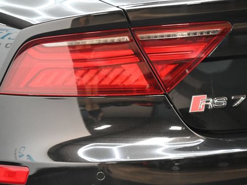 Used 2016 Audi RS 7 Prestige w/ Driver Assistance Package AWD/4WD image 13