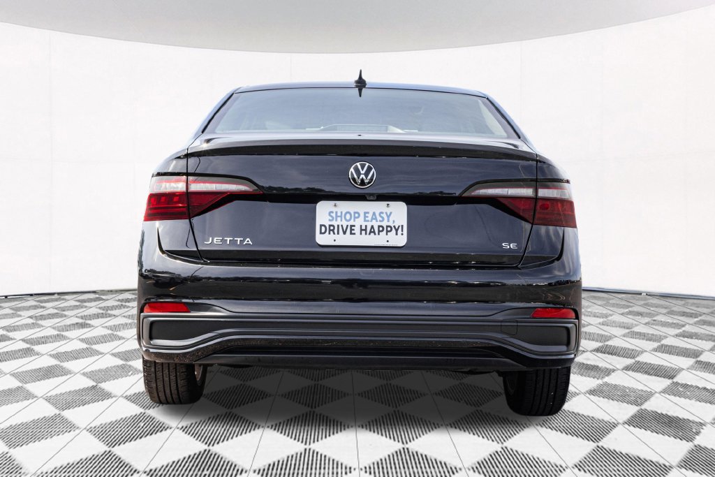 Certified 2024 Volkswagen Jetta SE FWD image 8