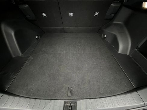 Used 2025 Toyota RAV4 LE image 31