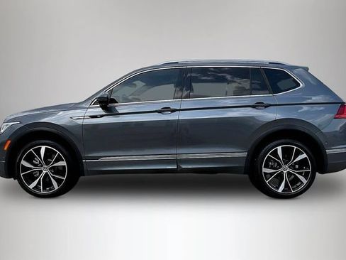 Certified 2024 Volkswagen Tiguan SEL R-Line AWD/4WD image 4