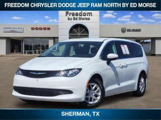 Used 2023 Chrysler Voyager LX video 1