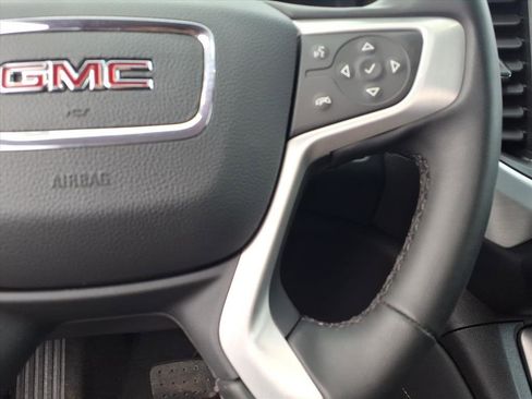 Used 2023 GMC Acadia SLT image 26