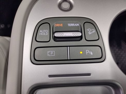 New 2026 Hyundai Ioniq 9 Calligraphy image 41