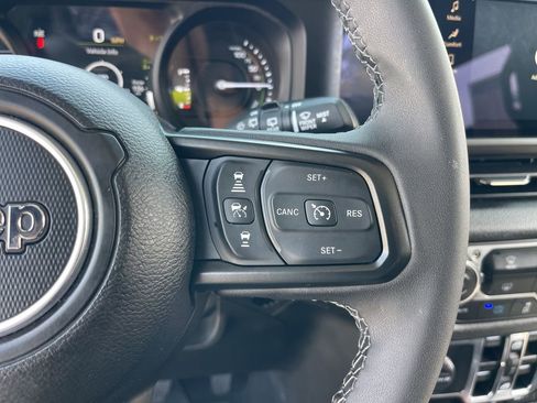 Certified 2025 Jeep Wrangler Unlimited Sport S 4xe image 18