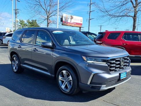 Certified 2025 Honda Pilot EX-L image 3