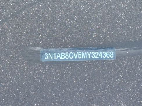 Used 2021 Nissan Sentra SV FWD image 30