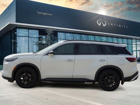 Certified 2025 INFINITI QX60 Luxe w/ Black Edition image 6