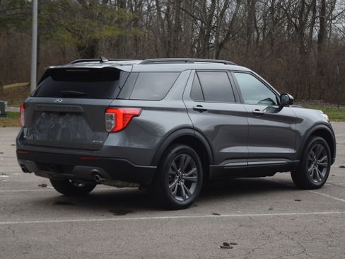 Used 2023 Ford Explorer XLT w/ Equipment Group 202A image 28