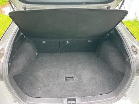 Used 2016 Toyota Prius Two FWD image 9
