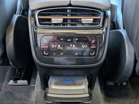 Certified 2023 Mercedes-Benz EQS 580 4MATIC SUV image 18