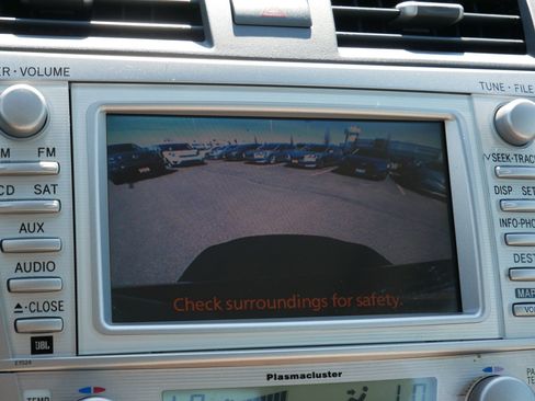 Used 2011 Toyota Camry XLE w/ SE/XLE Extra-Value Pkg image 27