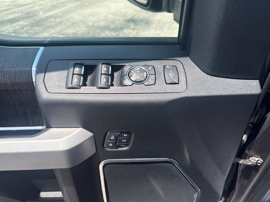 Used 2021 Ford F250 Lariat AWD/4WD image 31