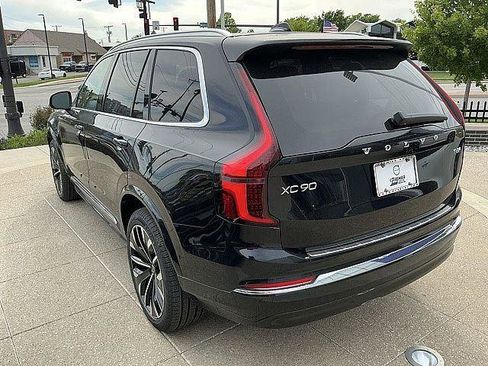New 2026 Volvo XC90 T8 Ultra w/ Protection Package Premier AWD/4WD image 10