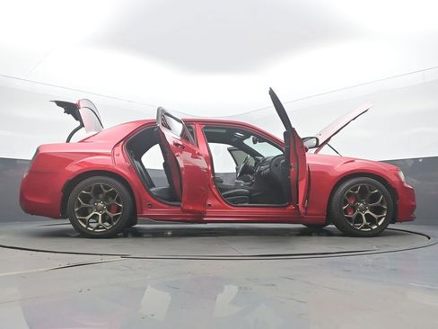 Used 2016 Chrysler 300 S w/ 300S Premium Group image 82