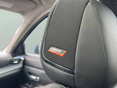 Used 2025 Nissan Kicks SR w/ SR Premium Package image 28