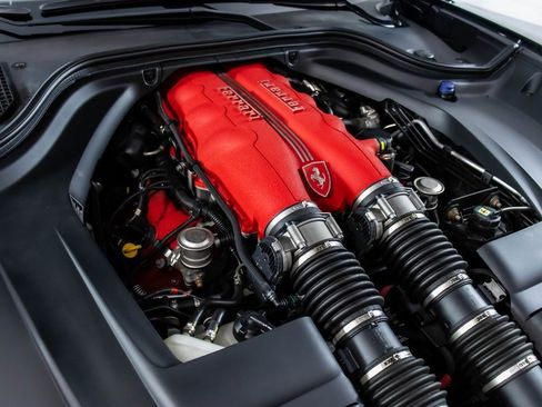 Used 2014 Ferrari California image 56