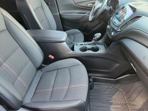 Used 2024 Chevrolet Equinox RS image 19