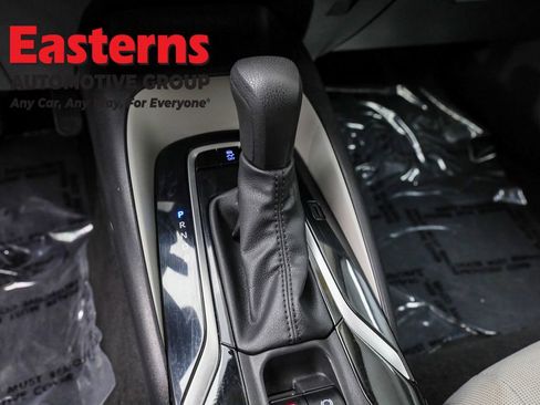 Used 2022 Toyota Corolla LE image 13