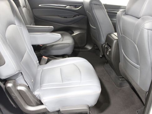Used 2021 Buick Enclave Essence FWD image 25