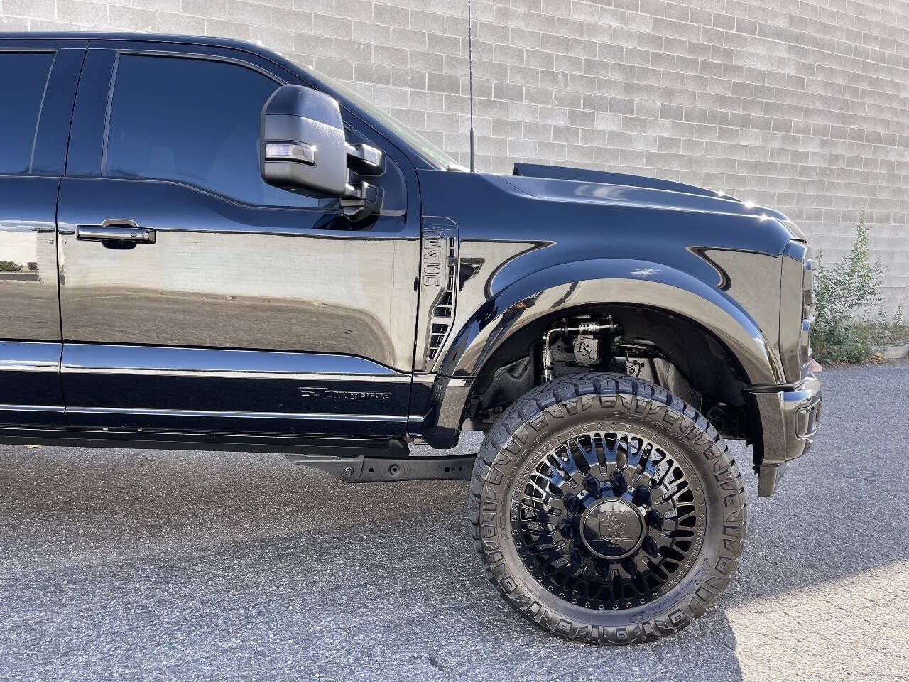 Used 2024 Ford F450 Platinum AWD/4WD image 5