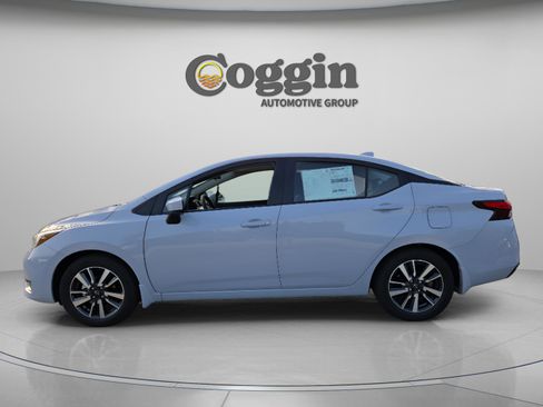 New 2025 Nissan Versa SV image 2