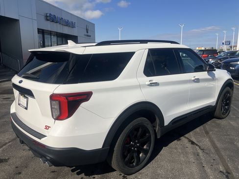 Used 2023 Ford Explorer ST w/ Equipment Group 401A AWD/4WD image 8