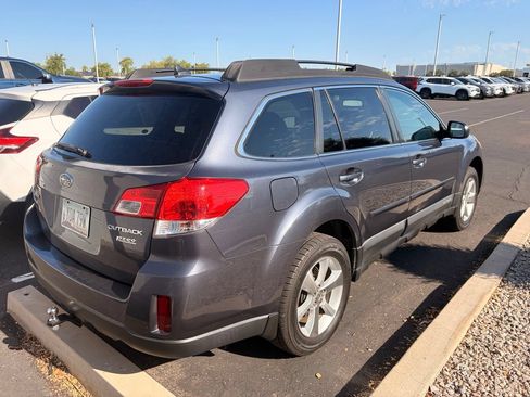 Used 2014 Subaru Outback 2.5i Limited w/ Moonroof Package AWD/4WD image 5