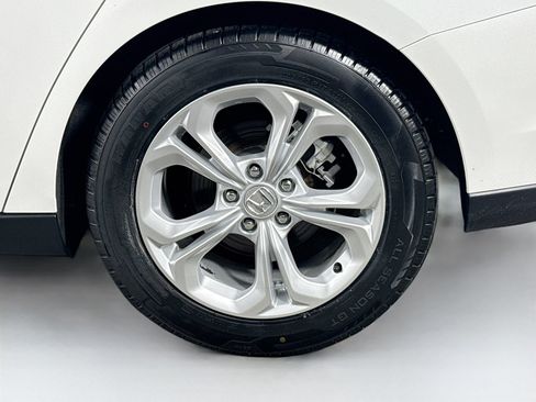 Certified 2024 Honda Accord LX image 9