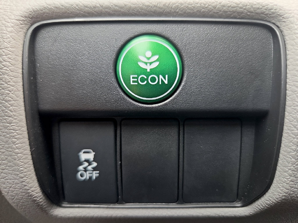 Used 2015 Honda Accord LX image 18