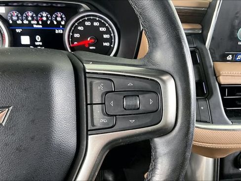 Used 2021 Chevrolet Tahoe Premier RWD image 11