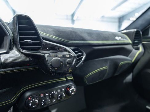 Used 2015 Ferrari 458 Speciale Coupe RWD image 15