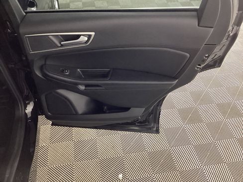 Used 2024 Ford Edge SEL w/ Convenience Package AWD/4WD image 11