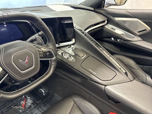 Used 2021 Chevrolet Corvette Stingray Premium Cpe w/ Z51 Performance Package RWD image 12