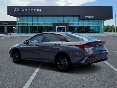 New 2026 Hyundai Elantra Sport FWD image 23