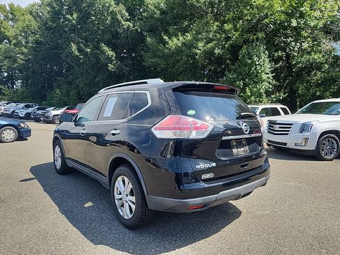 Used 2015 Nissan Rogue SV FWD image 3