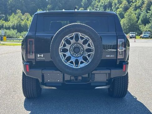 Used 2024 GMC Hummer EV 3X AWD/4WD image 6