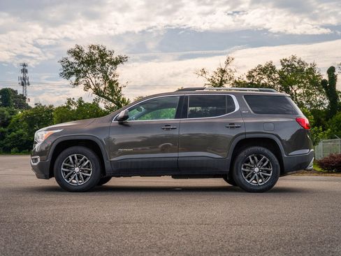 Used 2019 GMC Acadia SLT AWD/4WD image 4